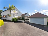 WEATHERBOARD MANSION