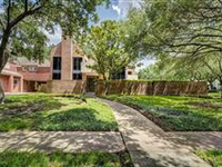 DREAM HOME ON CORNER LOT IN SOUTHSIDE PLACE