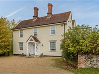 BEAUTIFUL COUNTRY HOUSE WITH VERSATILE OUTBUILDINGS