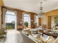 MAGNIFICENT APARTMENT IN SUPERB 1930S BUILDING