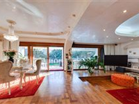 UNIQUE VILLA IN NORTHERN BUCHAREST