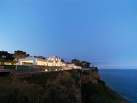 MODERN CLIFFTOP VILLA
