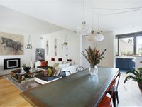 FAMILY APARTMENT LOCATED ON A PEACEFUL STREET