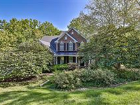 BEAUTIFUL COLUMBIA-TUSCULUM HOME