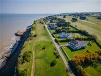FABULOUS SUN VILLA OVERLOOKING THE KENT COAST AND CHANNEL
