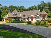 RESORT-STYLE LIVING ON FIVE-PLUS ACRES
