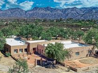 UNIQUE GATED PROPERTY IN THE HIGHLY DESIRED TANQUE VERDE COUNTRY ESTATES