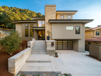 BRAND NEW CUSTOM BUILT HOME