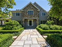 A MID-COUNTRY OASIS