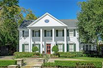 GRACIOUS AND AGELESS LUXURY RESIDENCE
