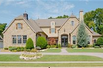 DREAMY ESTATE IN SEQUOYAH HILL