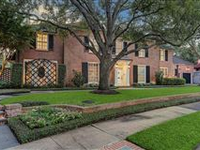LOVINGLY RENOVATED RESIDENCE