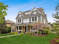 BEAUTIFUL, HIGH QUALITY HOME
