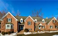 BEAUTIFUL BRICK CANYON LAKES COLONIAL