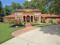 CUSTOM HOME IN A PRIVATE CUL-DE-SAC