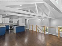 WONDERFULLY STUNNING HOME WITH LOFT IN DOVER