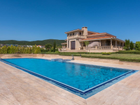 STYLISH HOUSE NEAR SUNNY BEACH