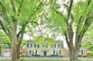 BEAUTIFUL VINTAGE ESTATE IN LAKE FOREST WITH MODERN AMENITIES