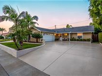 BEAUTIFUL HOME IN COVETED COSTA MESA NEIGHBORHOOD