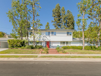 SPACIOUS WOODLAND HILLS ESTATE