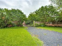 BEAUTIFUL LOT IN PRIVATE GLEN ABBEY