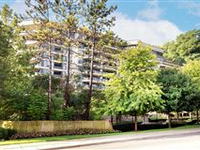 PENTHOUSE IN PRESTIGIOUS YORK MILL PLACE