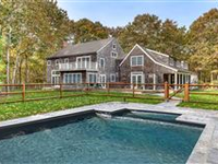 WONDERFUL POST AND BEAM STYLE HOME