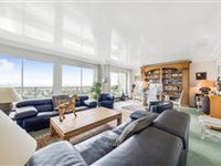 CHARMING DUPLEX BENEFITS FROM A TERRACE ENJOYING EXCEPTIONAL VIEWS OF PARIS