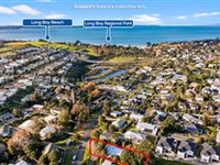 LARGE AND LIGHT FILLED HOME IN TORBAY