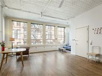 A SERENE HOME IN PRISTINE CONDITION
