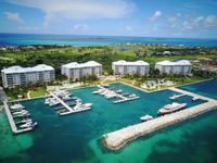 LUXURY LIVING IN PARADISE