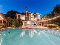 CLASSY KINGFOGL BUILT HOME