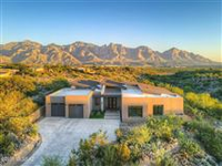 ELEGENT CONTEMPORARY HOME WITH MAGNIFICENT MOUNTAIN VISTAS