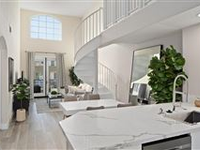 LUXURIOUS EPIC PENTHOUSE