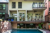 ELEGANT TOWNHOME ON A PRIVATE CUL-DE-SAC