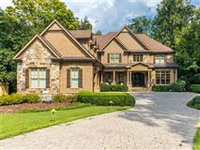EXQUISITE HOME WITH THE FINEST FINISHES