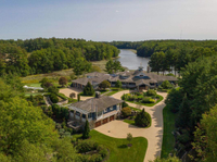 VILLA COMO - PRESTIGIOUS ESTATE ON 16-PLUS ACRES