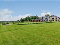 UNIQUE CONTEMPORARY HOME WITH CONVERTED SILO ANNEXE