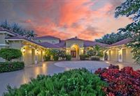EXCEPTIONAL HOME IN THE OAKS CLUBSIDE