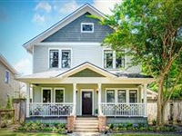 SPECTACULAR HOME IN THE HOUSTON HEIGHTS WITH APARTMENTS