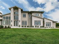 PRISTINE AND BRIGHT NEW HOME IN FRANKLIN