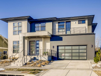 STUNNING BRAND NEW HOME