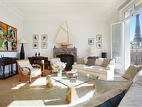BRIGHT APARTMENT WITH PHENOMENAL VIEWS
