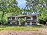 BEAUTIFUL INVESTMENT OPPORTUNITY IN SAG HARBOR VILLAGE