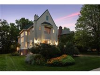 BEAUTIFUL VINTAGE HOME BESIDE KENWOOD WATER TOWER