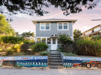 CHARMING CLASSIC BEACH HOUSE
