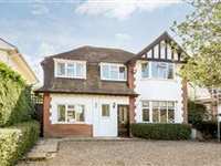WELL-PRESENTED HOME IN SOUGHT-AFTER LOCATION