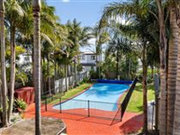 EXCELLENT LARGE FAMILY HOME