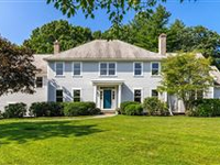 STUNNING CUSTOM HOME IN DESIRABLE WILLIS HILL ESTATES