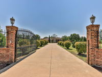 STATELY HOME ON SOUTH SLIDE ROAD